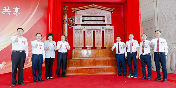 0为指导集团生长偏向,增强企业凝聚力,在集团创业40周年之际,董事会全心设计了百年OLE777蓝图-2.jpg
